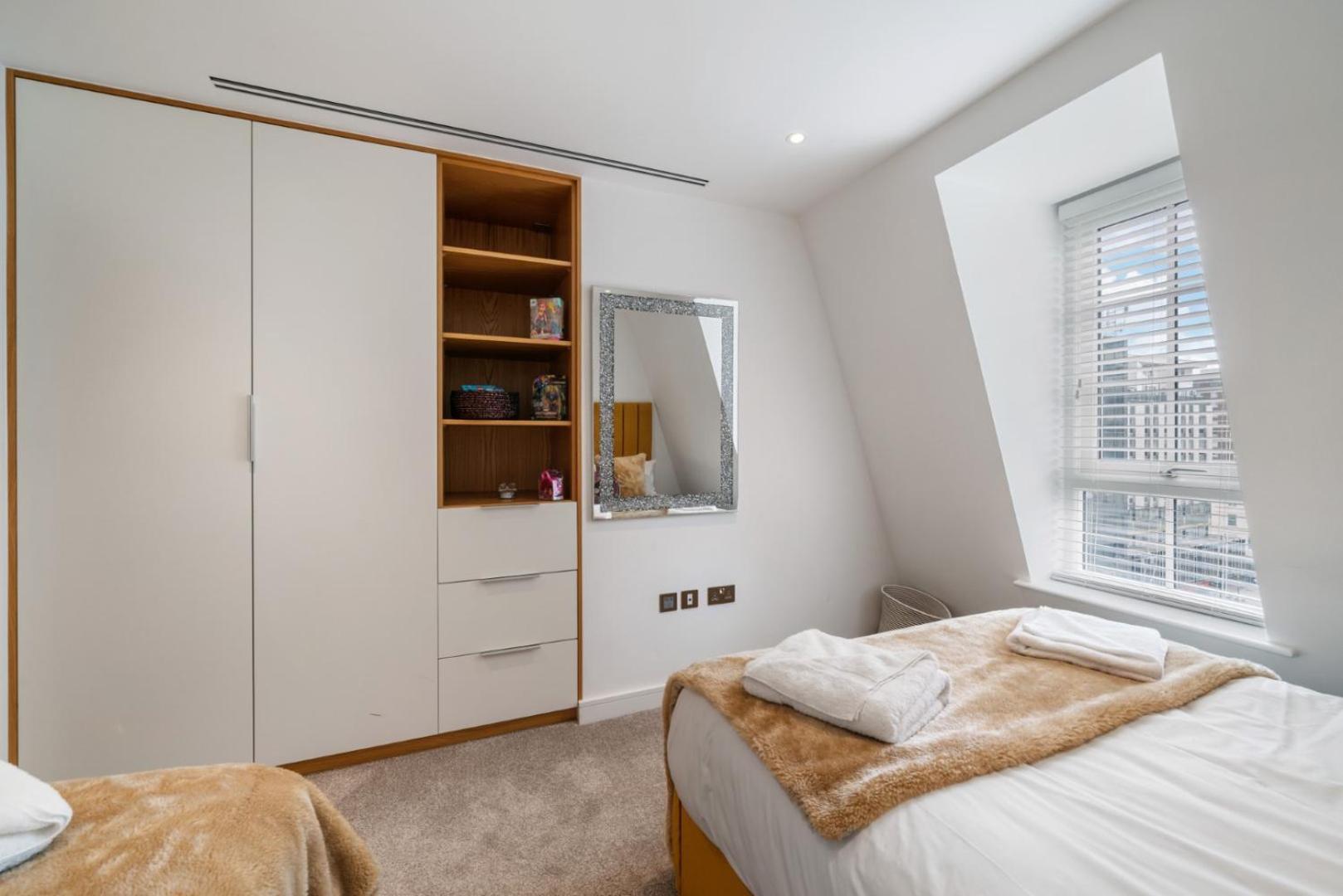 Elegant 3-Bedroom Penthouse In Marble Arch 70 Londýn Exteriér fotografie