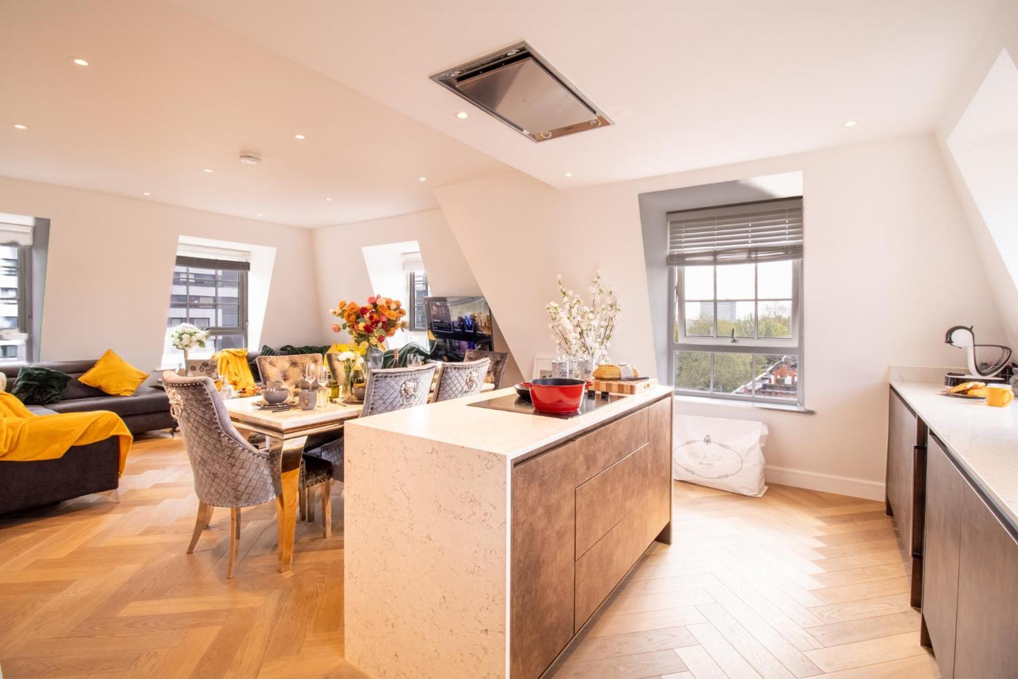 Elegant 3-Bedroom Penthouse In Marble Arch 70 Londýn Exteriér fotografie